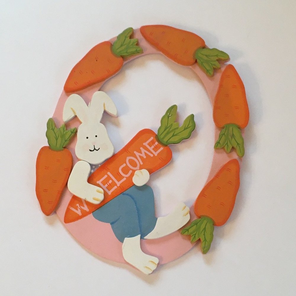 Welcome sign rabbit with carrots wood wreath